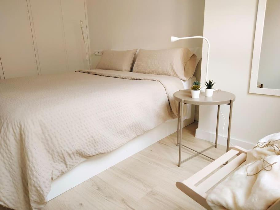 La Terraza De La Vega - Ubicacion Inmejorable , Wifi , Terraza Y Parking Gratuito Apartment โอเบียโด ภายนอก รูปภาพ