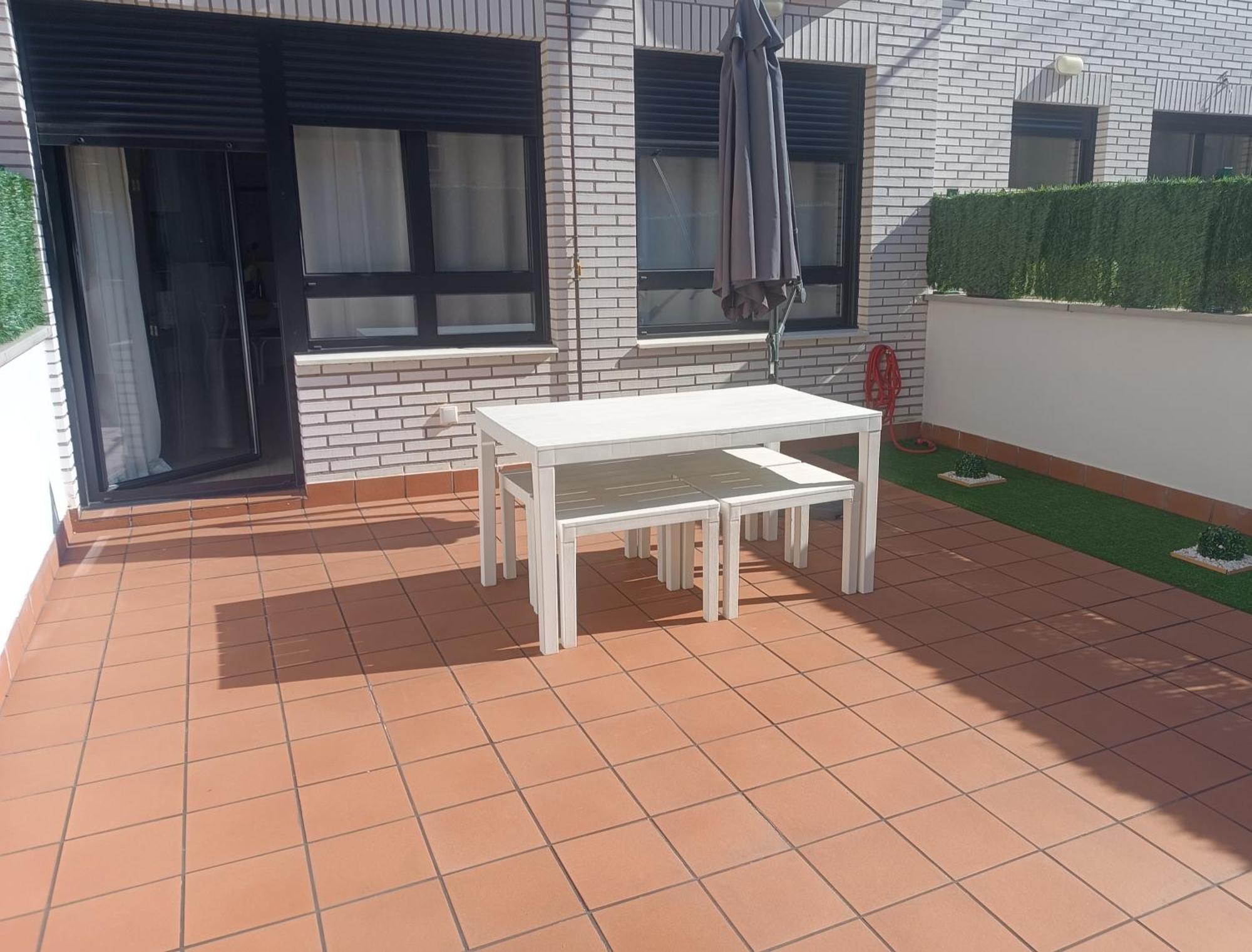 La Terraza De La Vega - Ubicacion Inmejorable , Wifi , Terraza Y Parking Gratuito Apartment โอเบียโด ภายนอก รูปภาพ